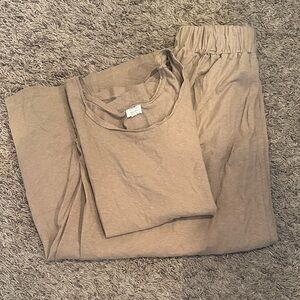 THE SIMPLE FOLK 🤎